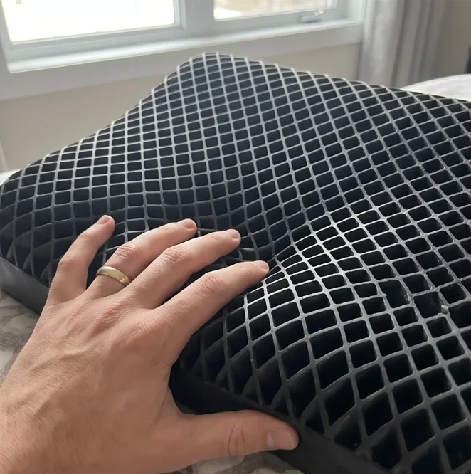 Customer with Latticore pillow in bedroom